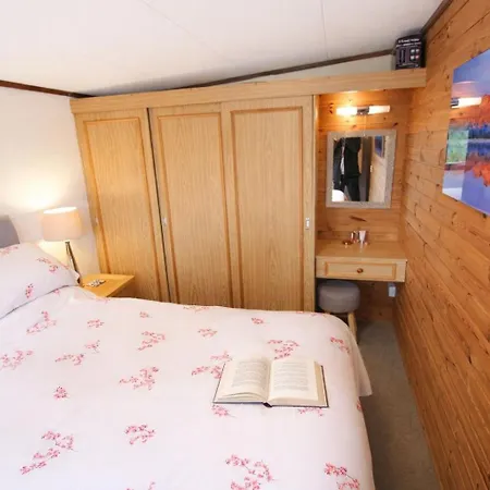 Neaum Crag Ideal For A Couple Or Family With Young Children In A Woodland Setting At Skelwith Bridge Tatil Evi