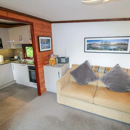 Neaum Crag Ideal For A Couple Or Family With Young Children In A Woodland Setting At Skelwith Bridge