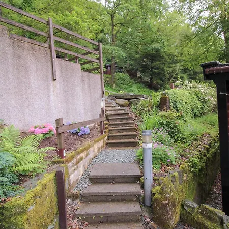 Neaum Crag Ideal For A Couple Or Family With Young Children In A Woodland Setting At Skelwith Bridge * 格拉斯米尔