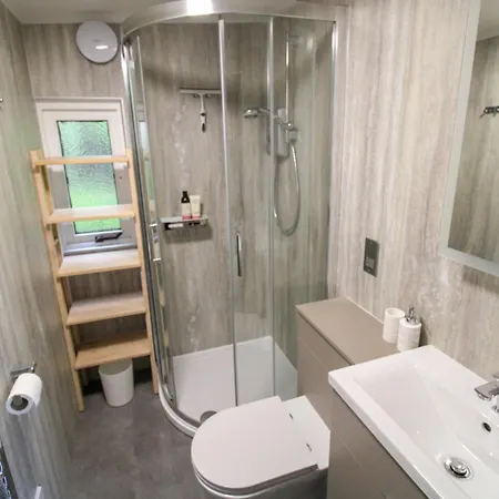 Neaum Crag Ideal For A Couple Or Family With Young Children In A Woodland Setting At Skelwith Bridge * Grasmere