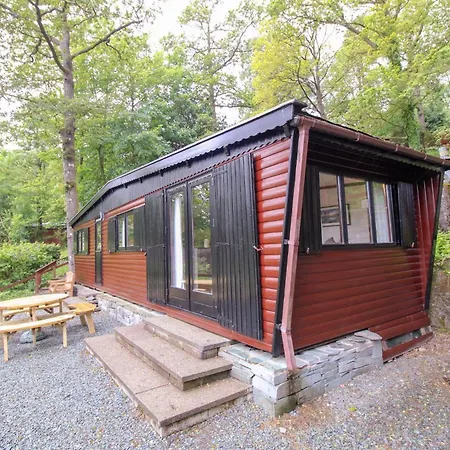 Neaum Crag Ideal For A Couple Or Family With Young Children In A Woodland Setting At Skelwith Bridge Сasa de vacaciones